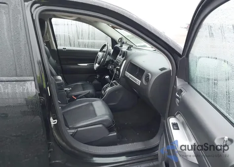 2016 Jeep Compass Latitude из США, поврежденный, VIN 1C4NJCEA2GD665863